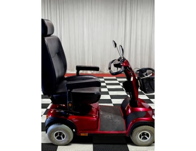 Inuacare Comet Ultra Large Mobility Scooter, Maxim...