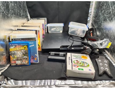 VINTAGE GAMING COLLECTION - PS3, PS VITA, NINTENDO...