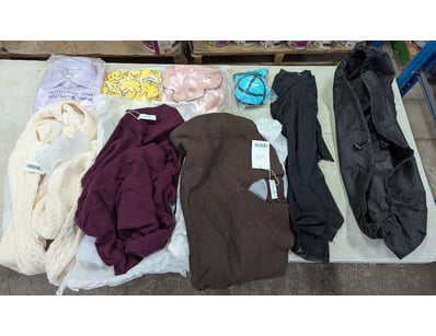 Unclaimed Freight (GCA1000) - Lot 1288