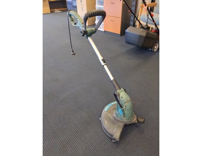 Ozito Line Trimmer

230V-50Hz - 550W

