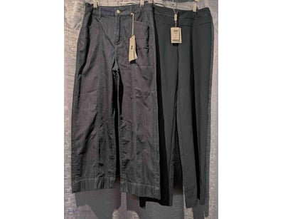 Ladies Size 10 Navy Pants 

Brand: Just Jeans Amaz...
