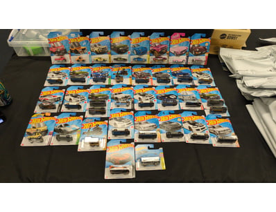 36X ASSORTED HOT WHEELS CARS INCLUDING MAZDA RX3, ...