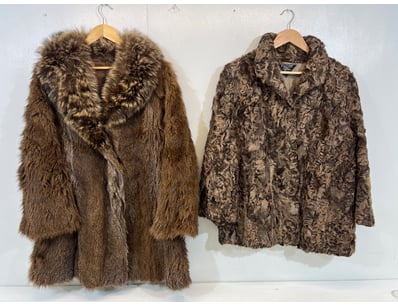 Entire Vintage Clothing Store Liquidation (ON11... - Lot 294