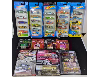 Model Car Mania (A983) - Lot 181