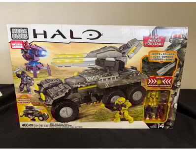 **UNRESERVED** LIFETIME COLLECTION OF LEGO PART... - Lot 656