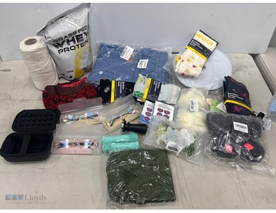 Assorted lot of homewares and gifts, Socks, Protei...