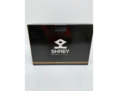 BRAND NEW

Shrey Master Class Air 2.0 cricket he...