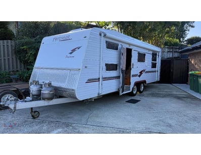 2007 Daydream Retreat Double Bunk Family Caravan
...