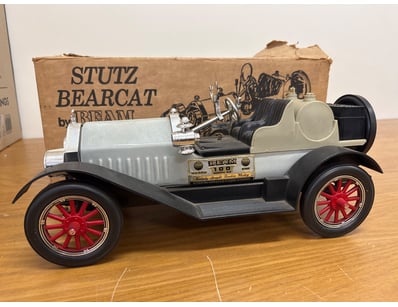 Mancave & Memorabilia (A1007) - Lot 402