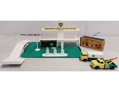 MATCHBOX LESNEY MG-1 "BP" SALES & SERVICE STATION
...