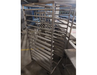 Abandoned Basement Catering Equipment - UNRESER... - Lot 141
