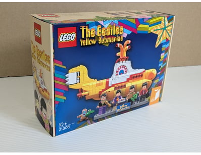 LEGO THE BEATLES YELLOW SUBMARINE SET 21306

Ite...