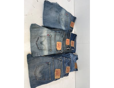 Entire Vintage Clothing Store Liquidation (ON11821) - Lot 35