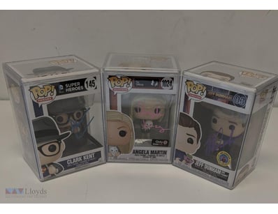 LOT OF THREE SIGNED FUNKO POP VINYL FIGURES - CLAR...