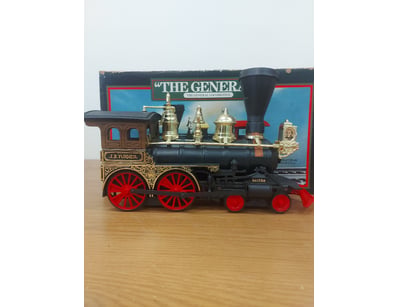 Mancave & Memorabilia (A1007) - Lot 461