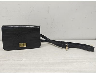 Sport, Leisure & Lifestyle (SAA999) - Lot 4007