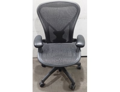 IT Equipment, Designer Furniture & More (ON12009) - Lot 83