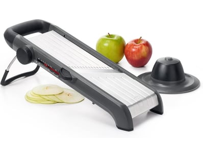 Kitchen Appliances, Toys & Tech (VICA984) - Lot 135