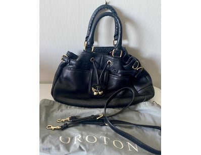 Oroton Black Pebbled Leather Bucket Bag With Gold ...