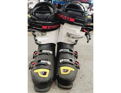 Head Next Edge men's ski boots.
Size: 28.5

