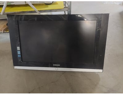 Samsung LA32S71B 32-inch LCD television, Model Cod...