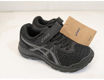 Major Brand Apparel & Footwear Liquidation Even... - Lot 185