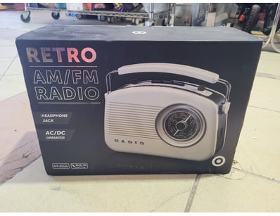 Home Entertainment, Audio & Computers (A978) - Lot 580