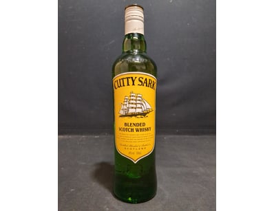 Cutty Sark Blended Scotch Whisky, 700ml bottle, 40...