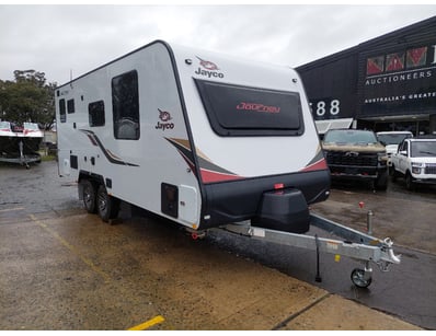 QUALITY BOATS, CARAVANS AND RECREATION EVENT - Lot 184