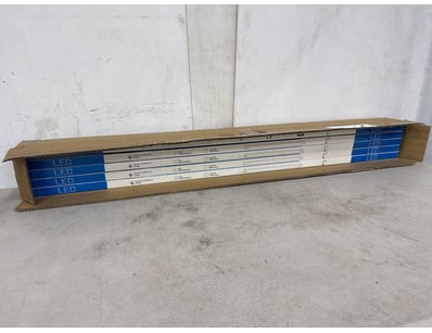 Unclaimed Freight (GCA998) - Lot 1595