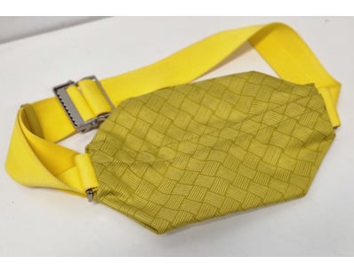 BOTTEGA VENETA YELLOW INTRECCIATO WOVEN LEATHER SH...
