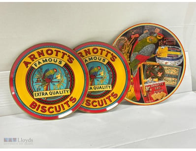 COLLECTION OF BRADFORD EXCHANGE PORCELAIN PLATES O...