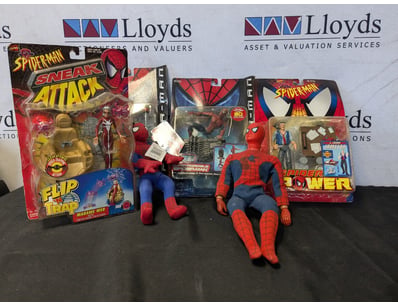 VINTAGE SPIDER-MAN ACTION FIGURE COLLECTION - 2000...
