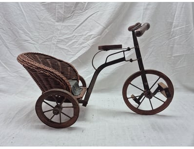 Antique, Vintage & Rugs (A999) - Lot 1002