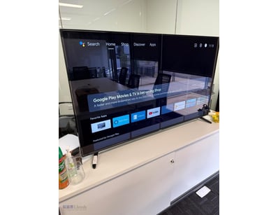 Kogan 55" Smart TV (Model KALED55ZU9010SKA) featur...