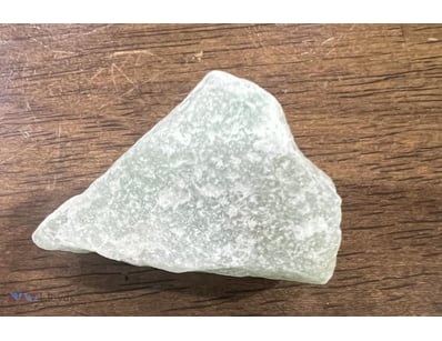 145 CARAT NATURAL EMERALD ROUGH FROM SOUTH AMERICA...