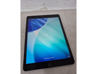 iPad, Apple, 9th gen, 10.2" screen, WIFI/Cellular