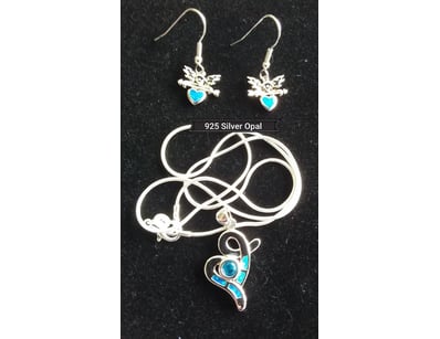 UNRESERVED Affordable Jewellery (A1005) - Lot 671