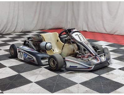 MOTORBIKES • GO-KARTS •  APPAREL - Lot 75