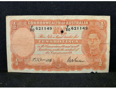 COMMONWEALTH OF AUSTRALIA TEN SHILLINGS BANKNOTE
...