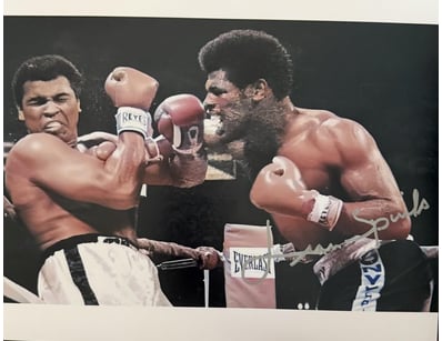 MUHAMMAD ALI V LEON SPINKS SIGNED PHOTO 

Leon Spi...