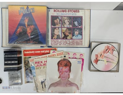 VINTAGE VINYL RECORD COLLECTION - CLASSIC ROCK & P...