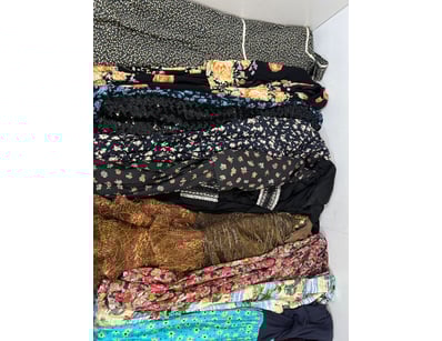 Entire Vintage Clothing Store Liquidation (ON11... - Lot 335