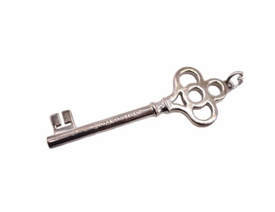 Designer Vault (A982) - Lot 8203