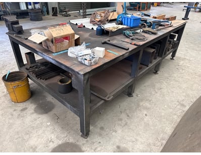 MOSTLY UNRESERVED Machining Engineering Warehou... - Lot 121