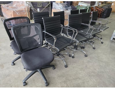 10x Office Chairs on Castor Wheels
Note: Conditio...