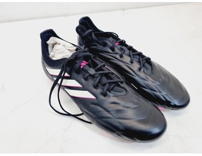 Major Brand Apparel & Footwear Liquidation Even... - Lot 157