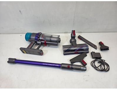 Factory Returned Reconditioned Dysons Liquidati... - Lot 403