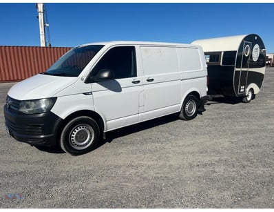 2017 Volkswagen Transporter T6 Van & Custom Retro ...