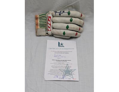 Mancave & Memorabilia (A981) - Lot 1025